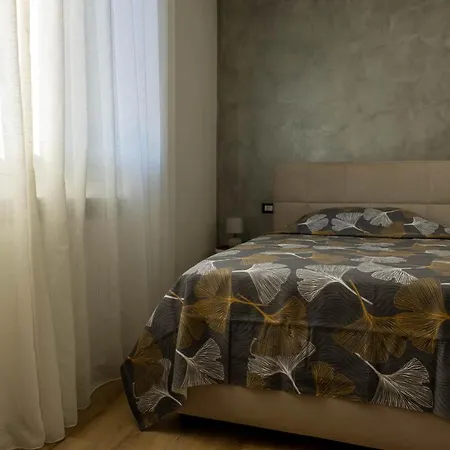 Maison 140 * لوناتو